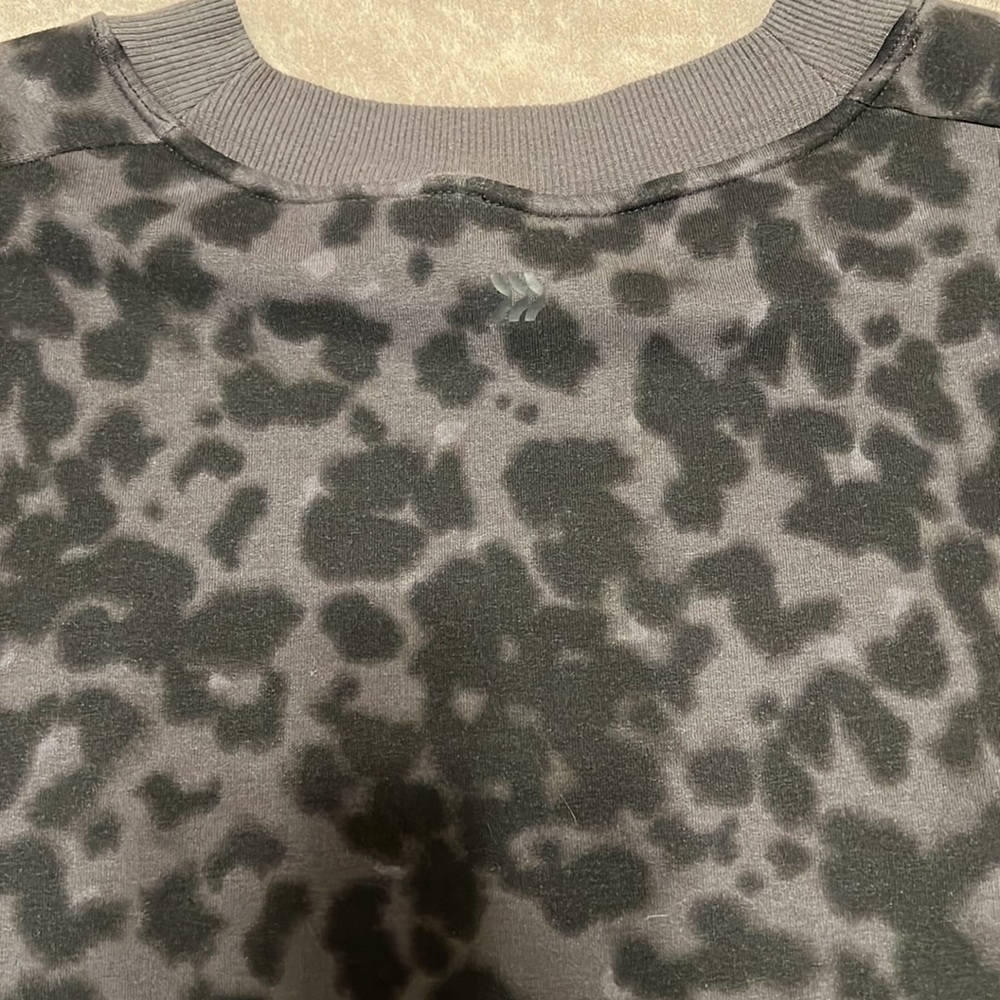 All in Motion Black & Gray Leopard Crewneck Sweatshirt - Picture 7 of 7
